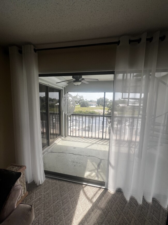 Building Photo - 1754 Cape Coral Pkwy E