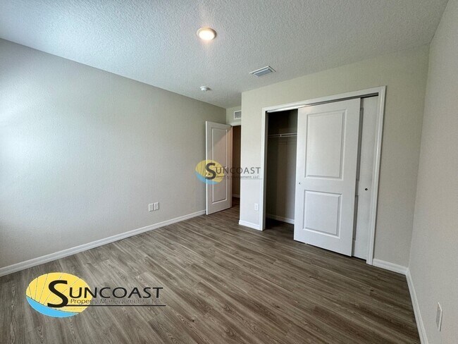 Building Photo - 8175 Golden Bamboo Dr