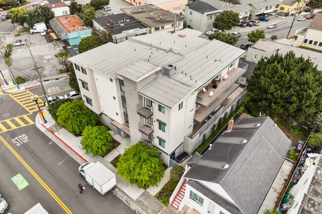 Alternate Exterior - 840 Linden Ave
