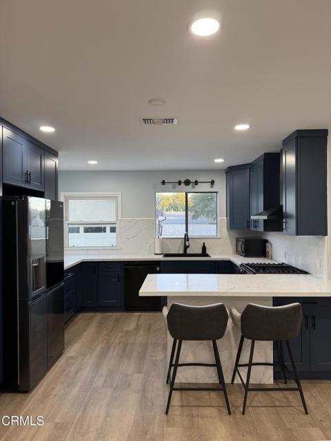 Foto del edificio - 1075 Chevron Ct