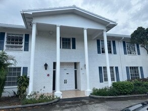 Building Photo - 2220 NE 68th St