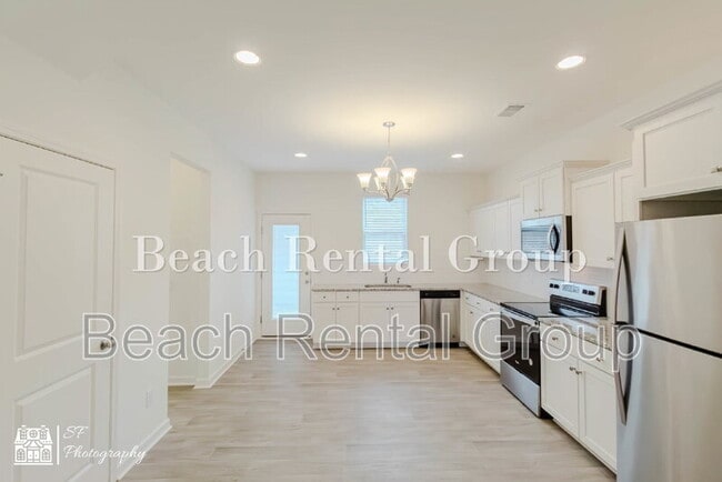 Building Photo - 109 Oxfordshire St