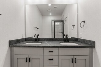 Interior Photo - Flyway Crossings