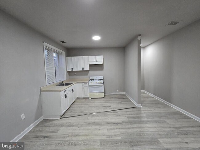 Foto del edificio - 5431 Baltimore Ave