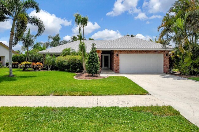 Foto del edificio - 17301 Lake Park Rd