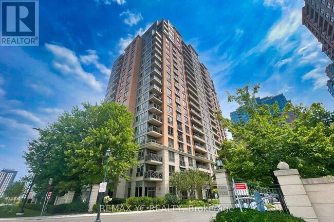 Building Photo - 5229 Dundas St W