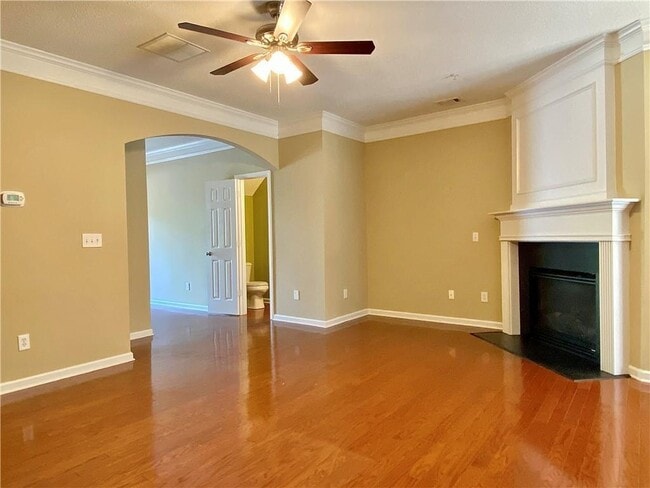 Building Photo - 921 Magnolia Leaf Dr