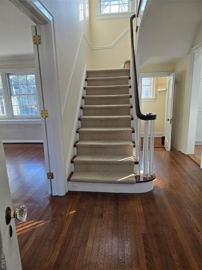 Foto del edificio - 16 Bon Air Ave