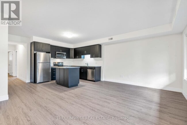 Building Photo - 168 Rochefort St.