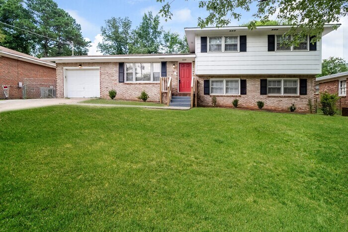 Foto principal - 3208 Deerfield Rd NW