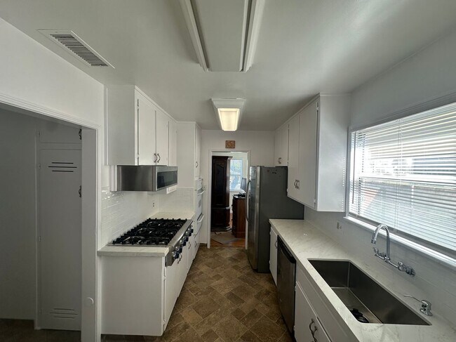 Foto del edificio - 9054 Farm St