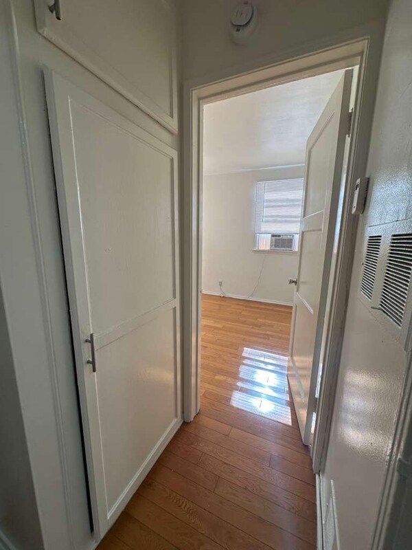 Foto del edificio - 1737 N Sycamore Ave