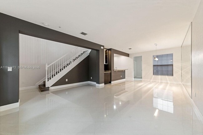 Foto del edificio - 1228 SW 147th Ave