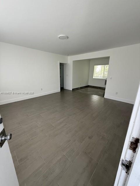 Foto del edificio - 745 83rd St