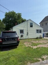 Building Photo - 210 McKinley Ave