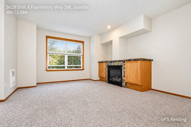 Foto del edificio - 5629 Fauntleroy Wy SW