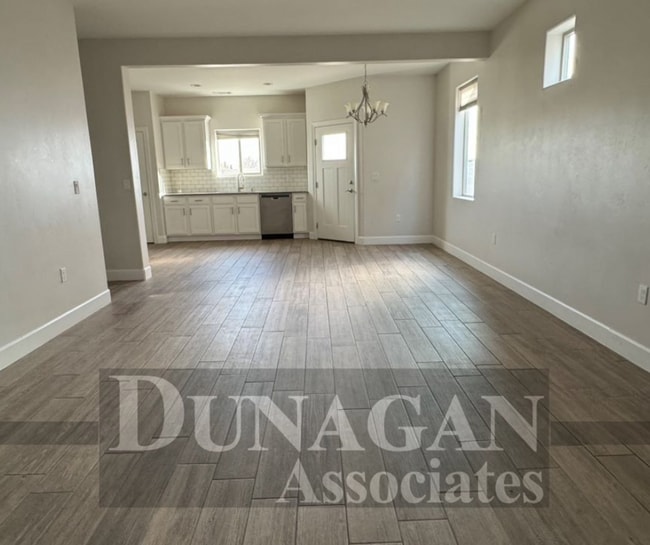 Building Photo - Newer construction 3 bedroom - 2.5 bath home