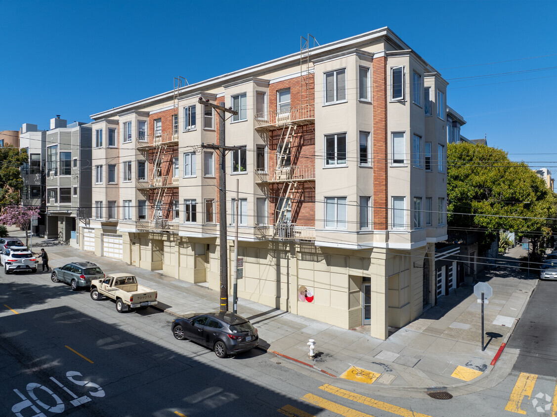 Foto del edificio - 400 Fillmore (596 Page) Street