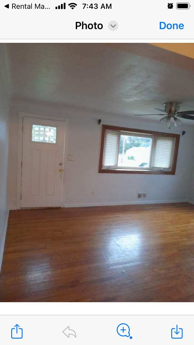 Building Photo - 25246 Maple Ridge Rd