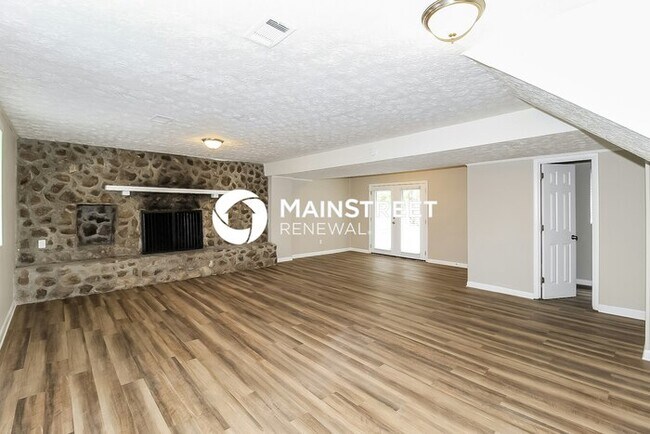 Foto del edificio - 3 Bedroom Pet-Friendly Home in Stone Mountain, GA with Main Street Renewal