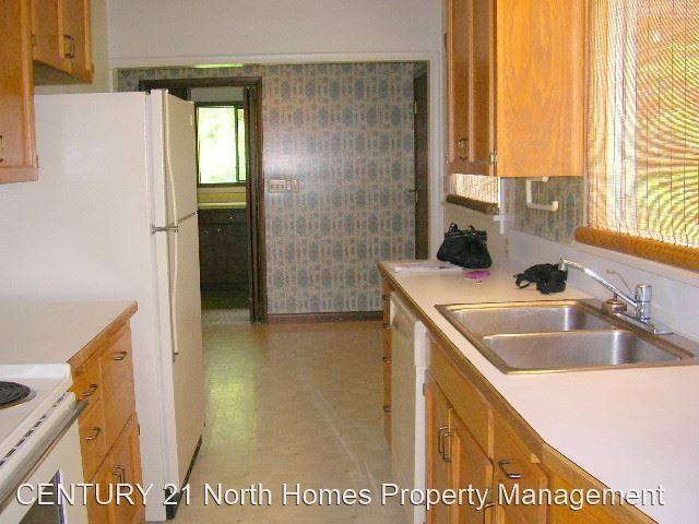 Building Photo - 4 br, 2 bath House - 13415 Roosevelt Rd SE