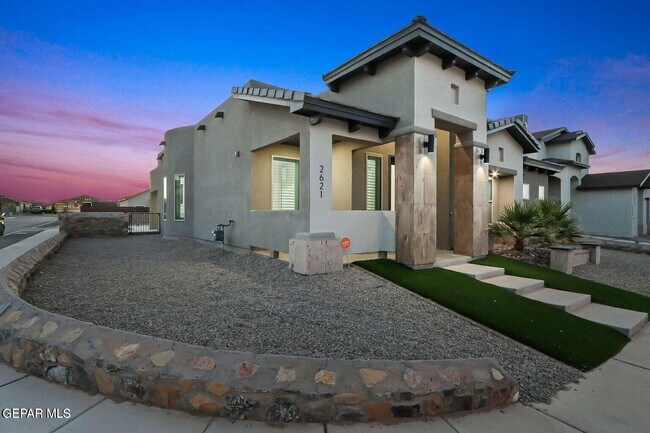 Foto del edificio - 2621 Maria Casas St