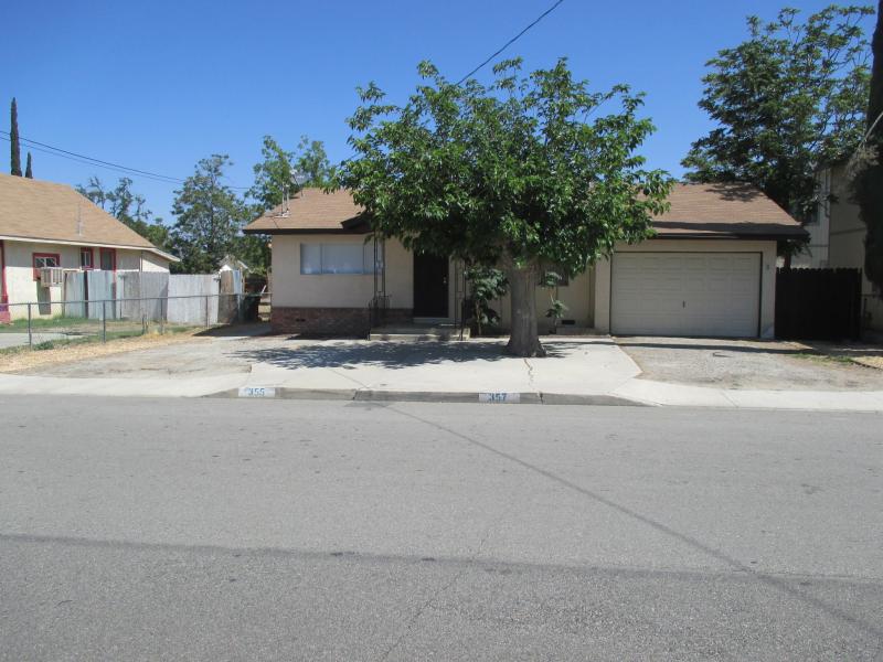 Primary Photo - 355 E 3rd St