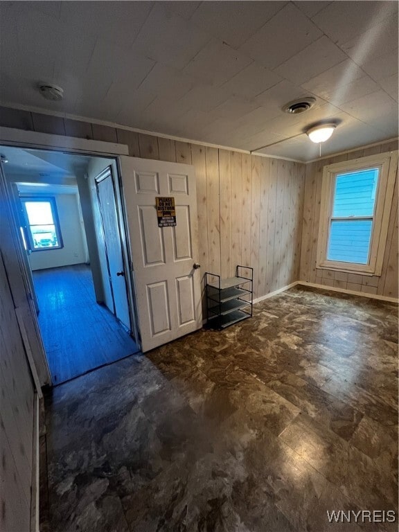 Building Photo - 1981 Niagara St