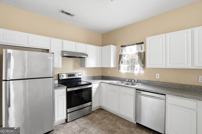 Foto del edificio - 3285 Oakley Pl