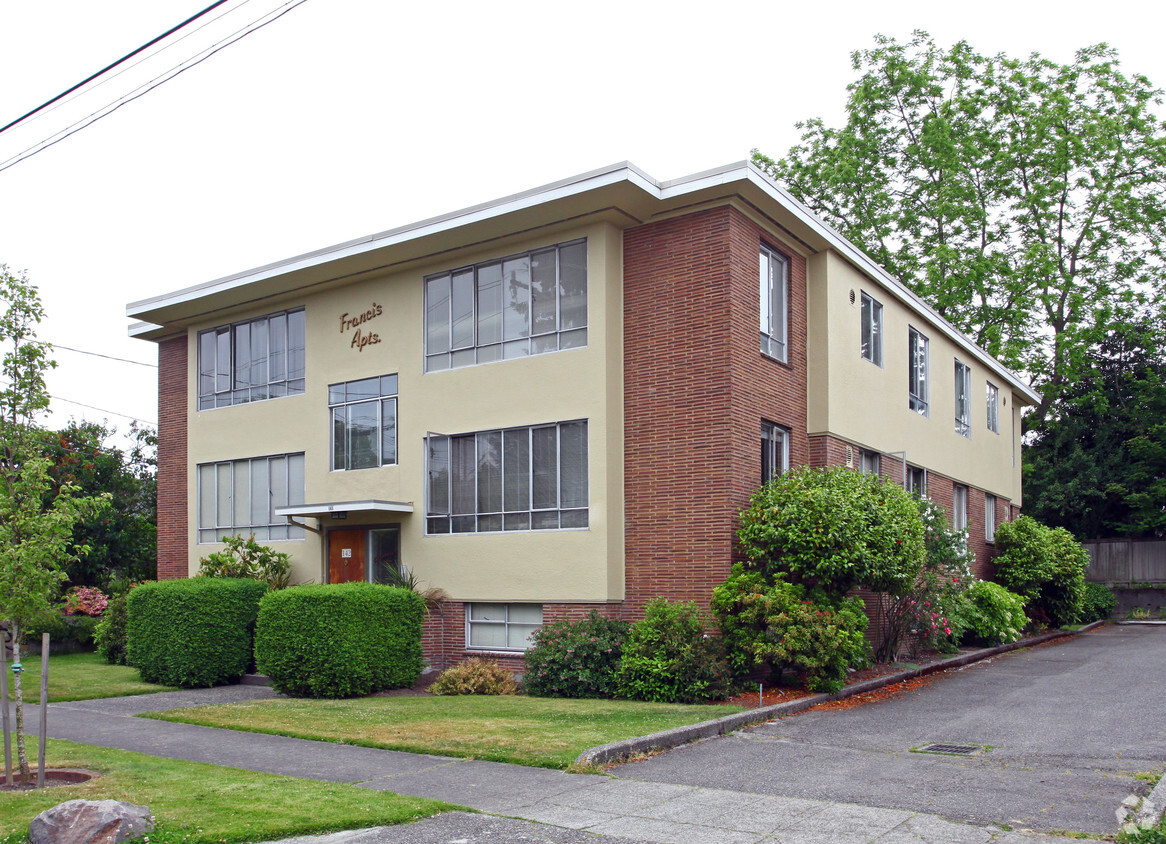 Primary Photo - Francis Apartments