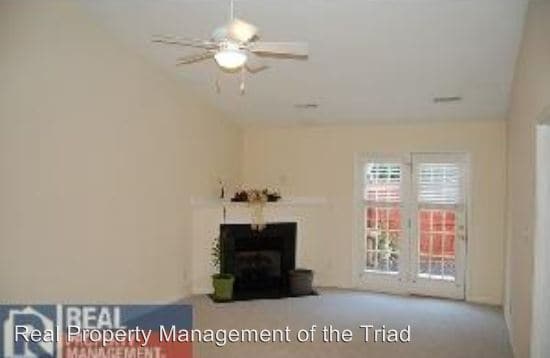 Building Photo - 502 Bowen Lake Dr