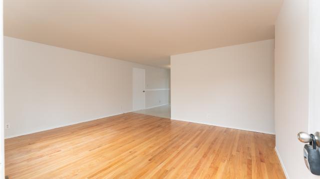 Building Photo - 4 bedroom in Renton WA 98058