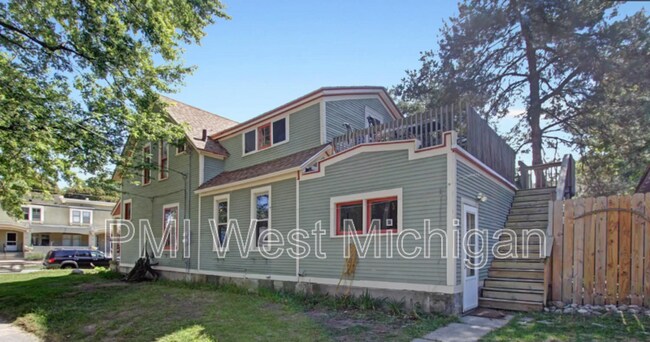 Foto del edificio - 103 Fitzhugh Ave SE