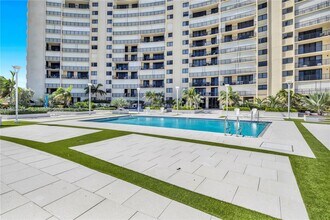 Building Photo - 200 Ocean Trail Way