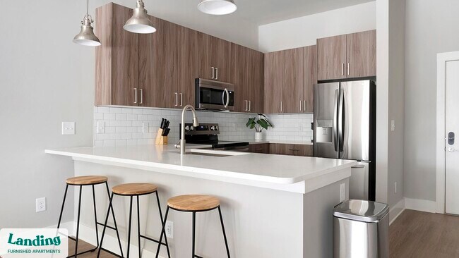 Building Photo - 1880 Maple Dr NW