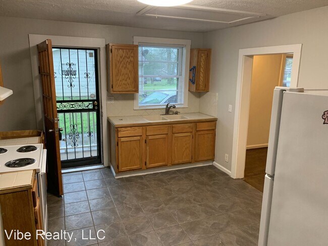 Foto del edificio - 3 br, 3 bath House - 3818 Katherine St