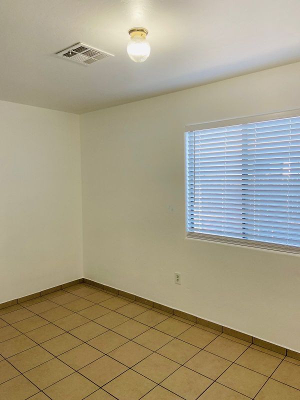Building Photo - 6310 S Dunton Ave