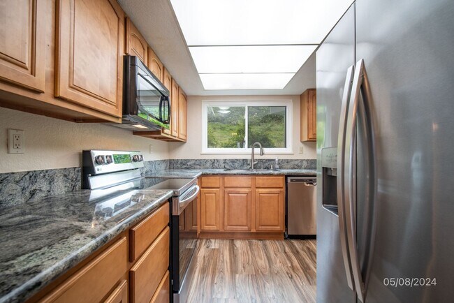 Foto del edificio - Available now! 2 bedroom, 1.5 Bath Townhouse at Wailuna
