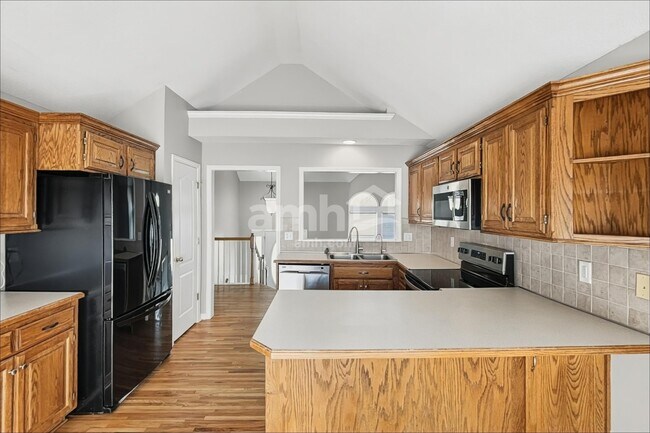 Foto del edificio - 2105 SW Eyrie Rd