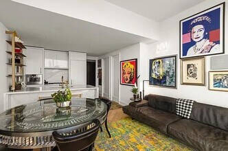 Building Photo - 500 W 18th St