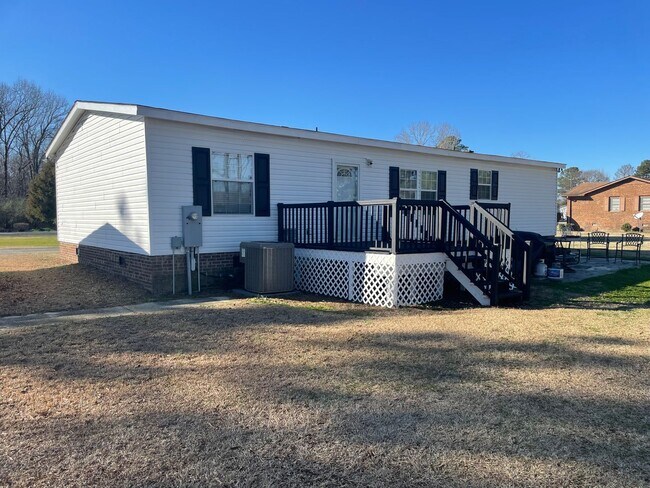 Foto del edificio - Country Living at it's Finest!