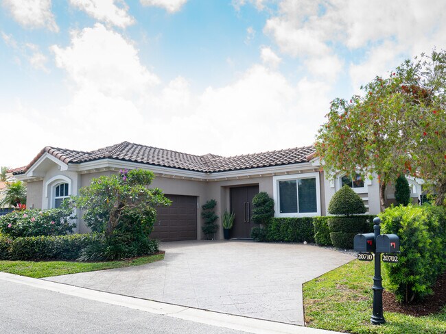 Foto del edificio - 20710 NW 29th Ave