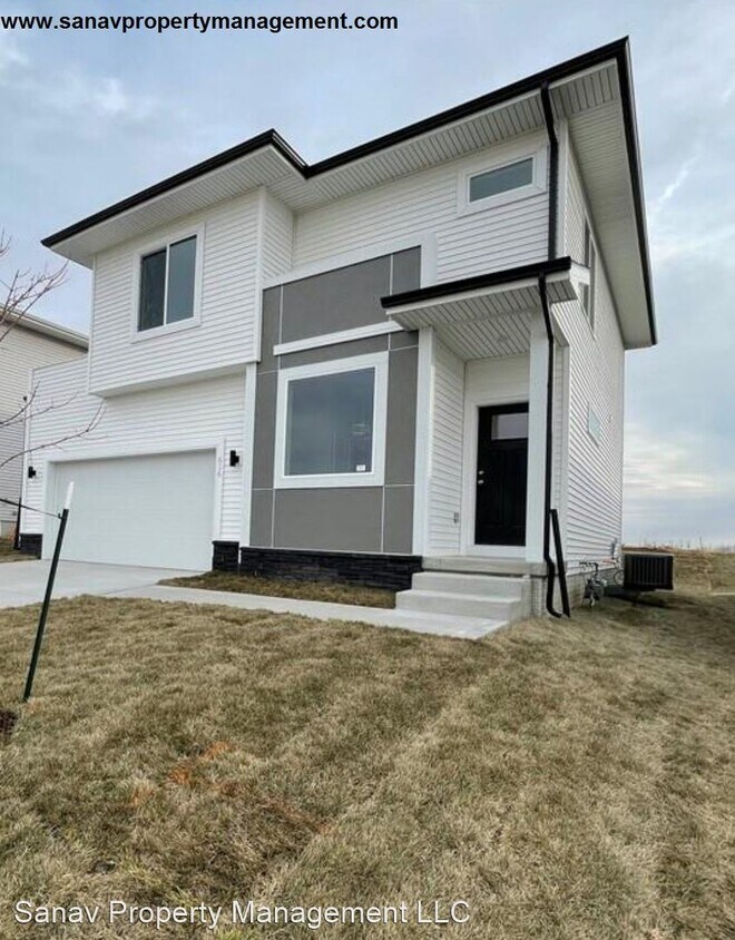 Foto principal - 3 br, 2.5 bath House - 616 Kingfisher Dr