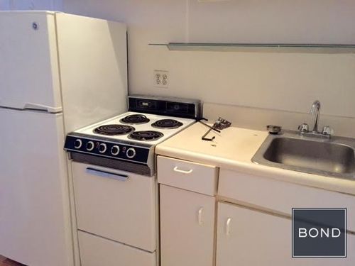 Foto del edificio - 212 E 88th St