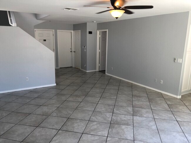 Foto del edificio - 11818 W Sunnyside Dr