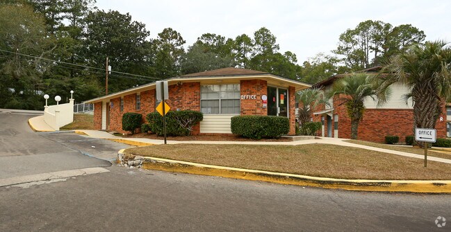 Foto del edificio - Rockbrook Garden Apartments