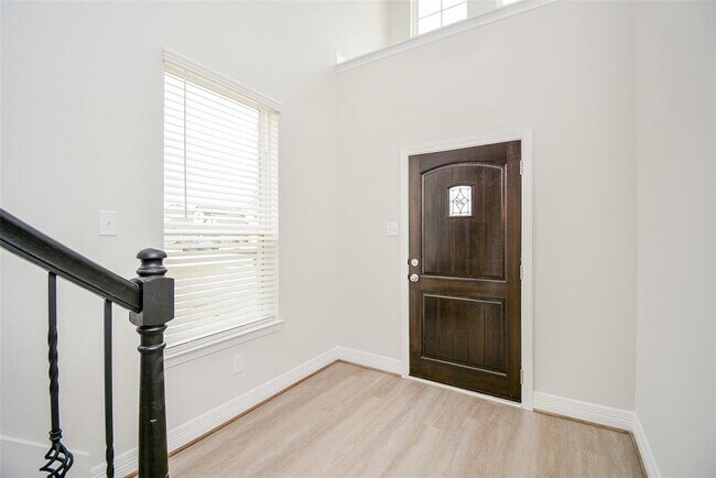 Building Photo - 21278 Catalina Palm Dr