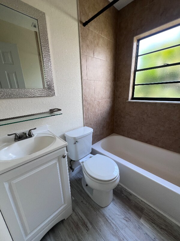 Building Photo - 4659 Alligator Dr