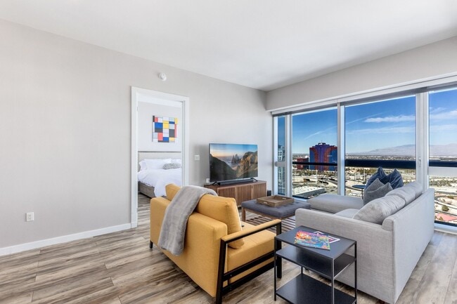 Building Photo - 4471 Dean Martin Dr