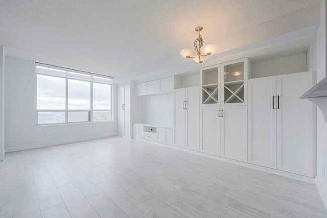 Building Photo - 700-2700 Humberwood Blvd